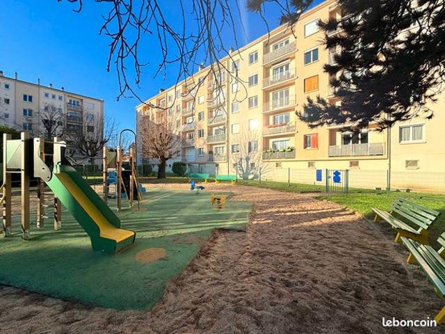 Appartement 5 pièces 71 m²