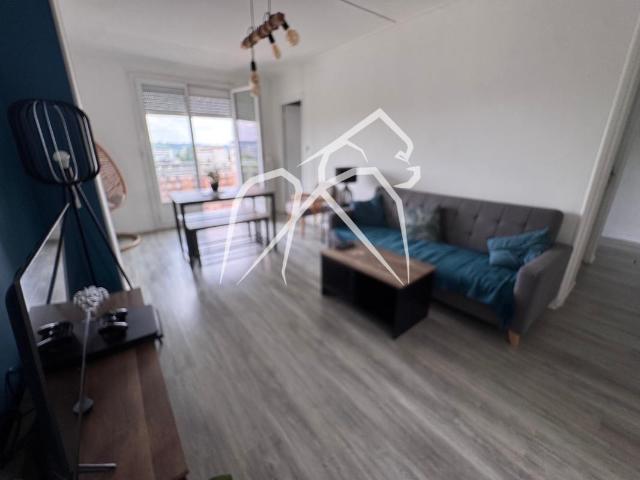 Appartement 5 pièces 77 m²
