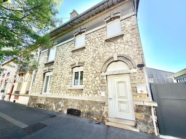 Appartement 5 pièces 105 m²