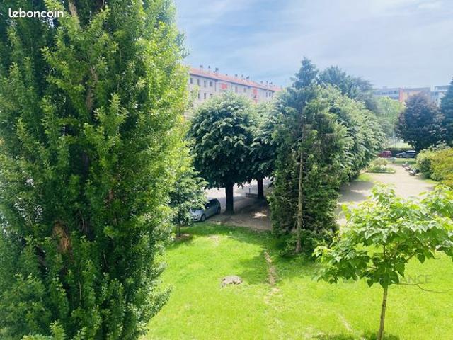 Appartement 5 pièces 75 m²