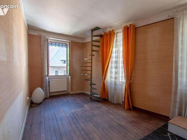 Appartement 5 pièces 75 m²