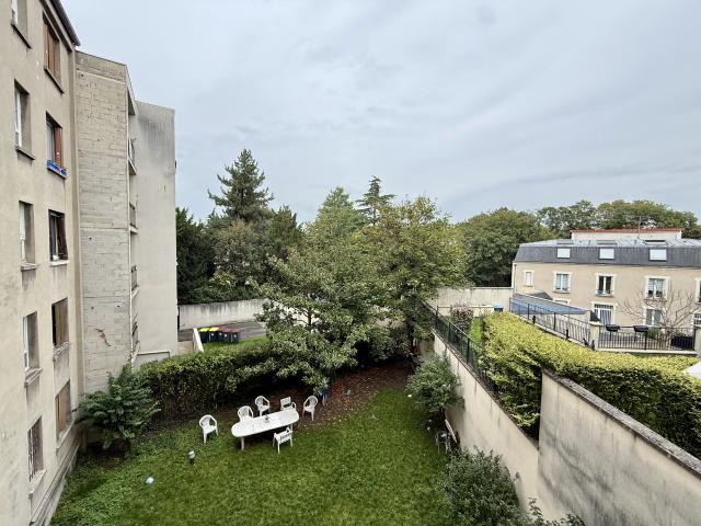 Appartement 5 pièces 75m2 Centre Ville, Villemomble