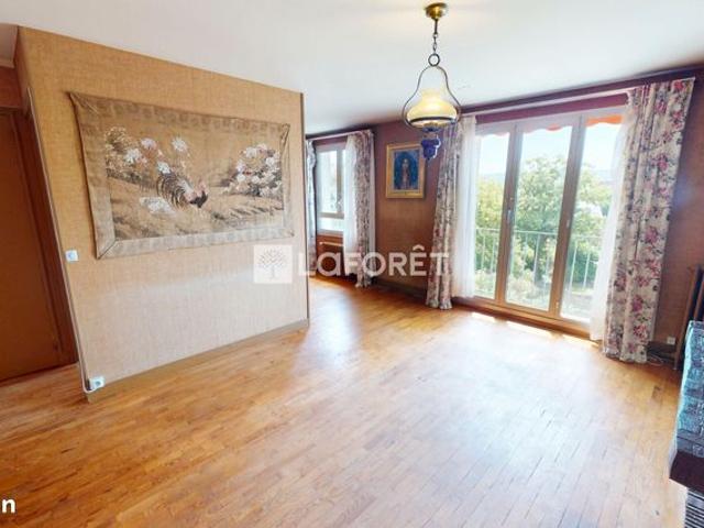 Appartement 5 pièces 76 m²