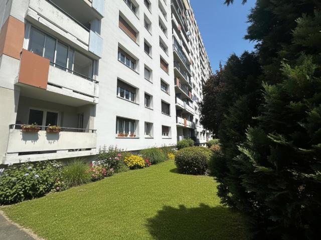 Appartement 5 pièces, 79 m² à louer à Angers 49000