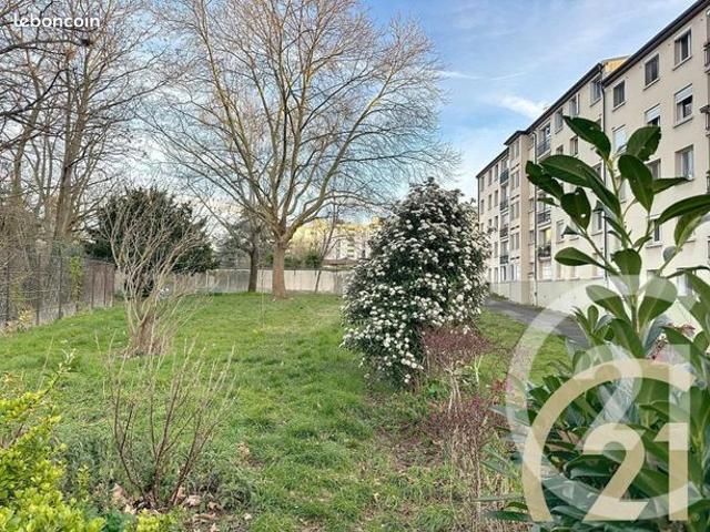 Appartement 5 pièces 79 m²