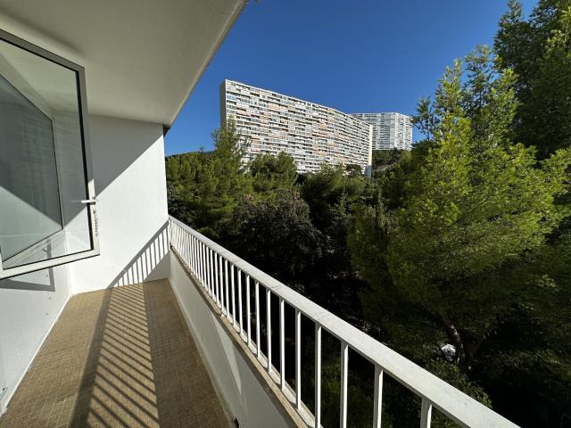 Appartement 5 pièces, 83 m² à louer à Marseille 9 13009