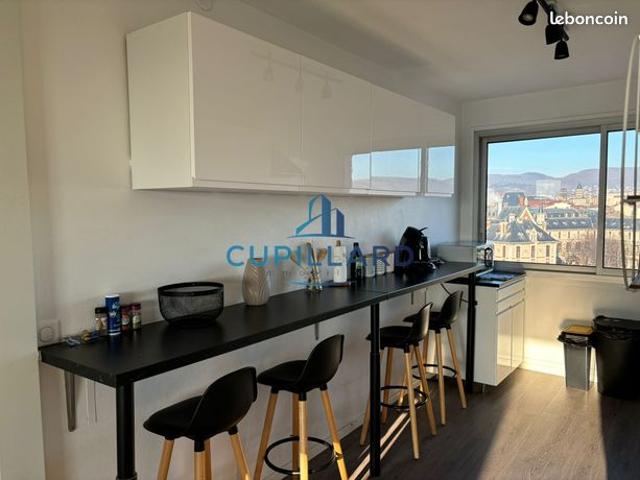 Appartement 5 pièces 80 m²