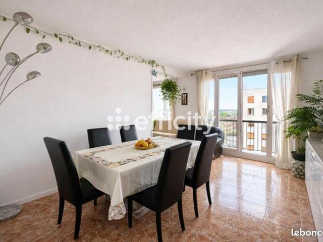 Appartement 5 pièces 80 m²