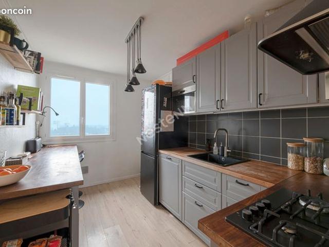 Appartement 5 pièces 81 m²