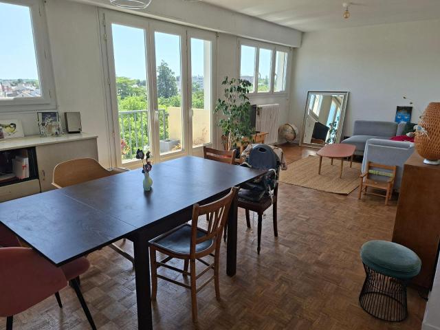Appartement 5 pièces 81 m²