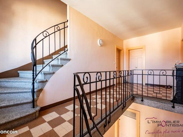 Appartement 5 pièces 82 m²