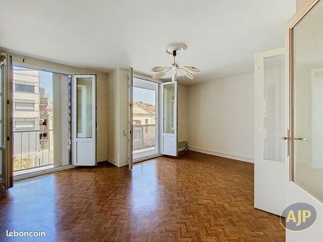 Appartement 5 pièces 82 m²