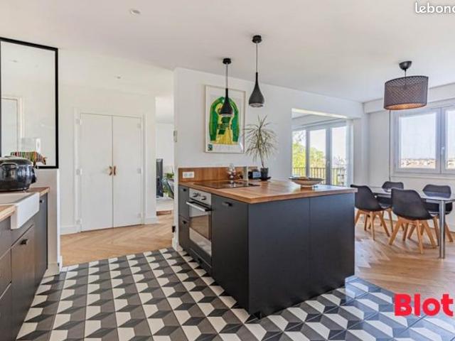 Appartement 5 pièces 84 m²
