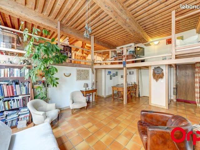 Appartement 5 pièces 84 m²