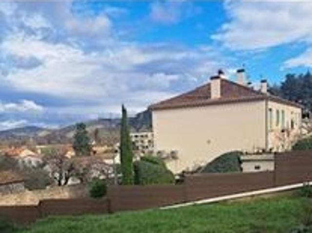 Appartement 5 pièces 85 m²