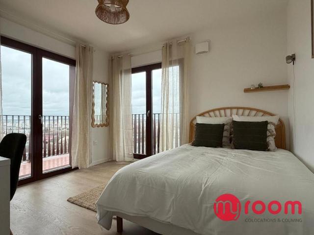 Appartement 5 pièces, 86 m² à louer à Saint Denis 93200