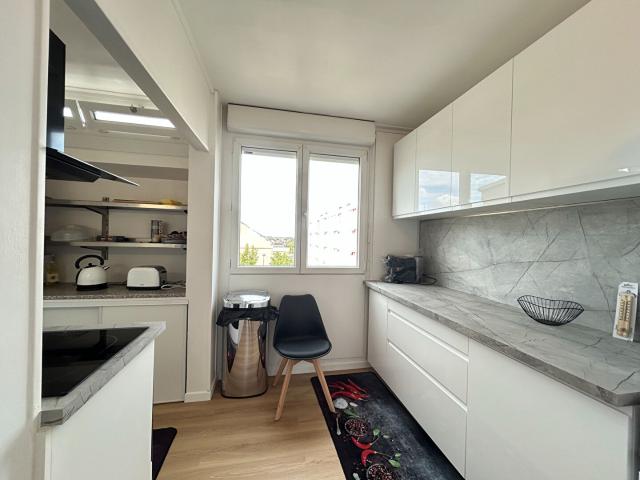 Appartement 5 pièces, 88 m² à louer à Reims 51100