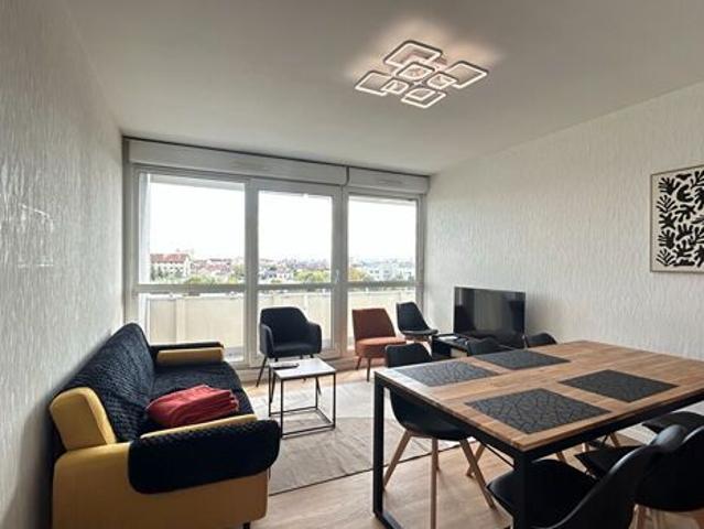 Appartement 5 pièces 88m2 REIMS 1 250 euros