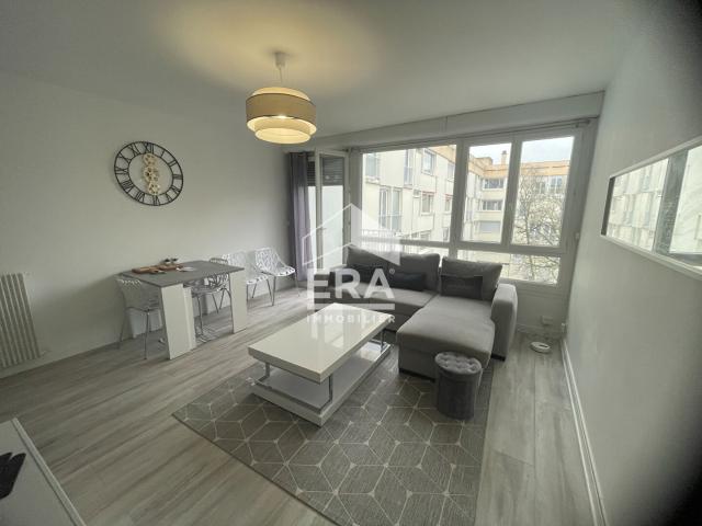 Appartement 5 pièces, 89 m² à louer à Pau 64000
