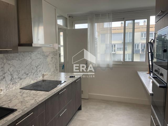 Appartement 5 pièces, 89 m² à louer à Pau 64000