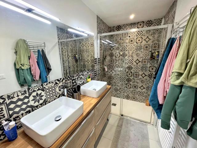 Appartement 5 pièces, 93 m² à louer à Houdan 78550