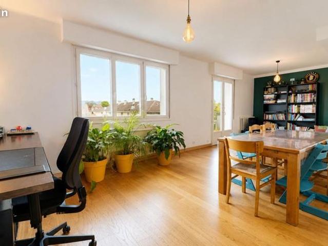 Appartement 5 pièces 93 m²