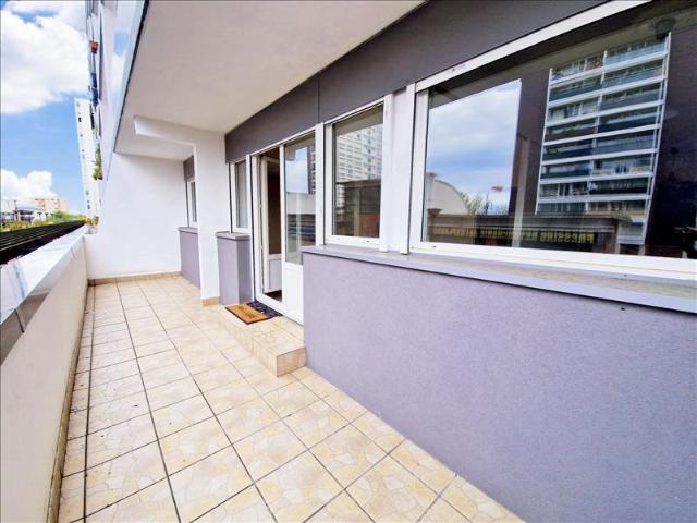 Appartement 5 pièces 93 m²
