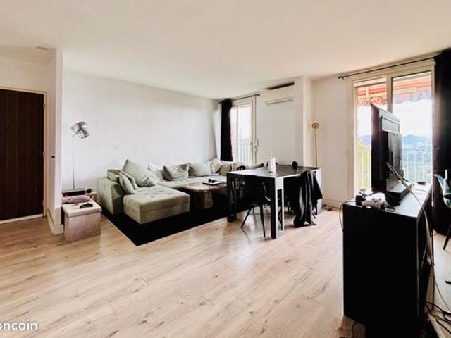 Appartement 5 pièces 93 m²