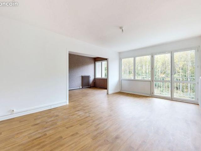 APPARTEMENT 5 pièces 93 m²