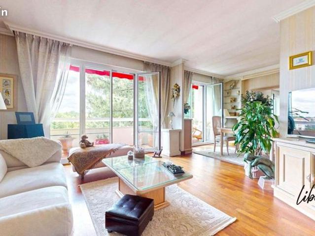 Appartement 5 pièces 93 m²