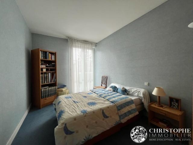 Appartement 5 pièces, 90 m² à louer à Pau 64000