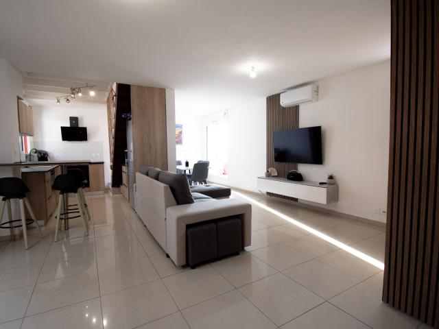 Appartement 5 pièces, 89 m² à louer à Saint Denis 97490