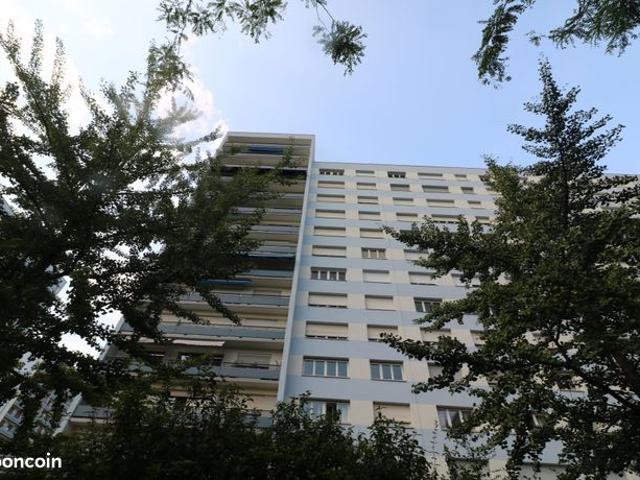 Appartement 5 pièces 90 m²