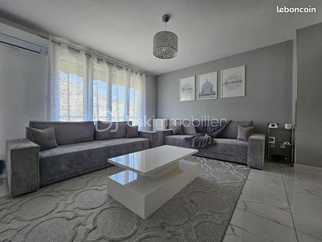 Appartement 5 pièces 90 m²