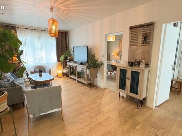 Appartement 5 pièces 90 m²