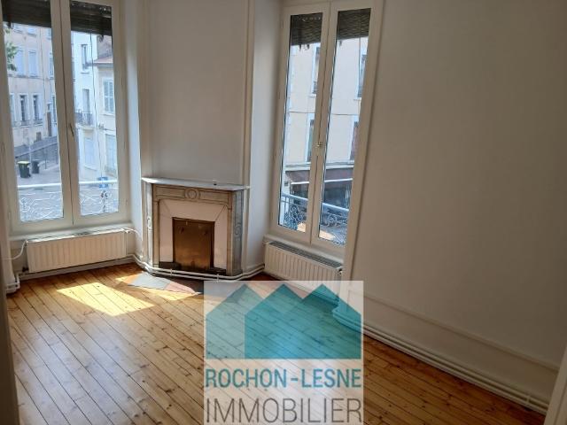 Appartement 5 pièces 90 m²