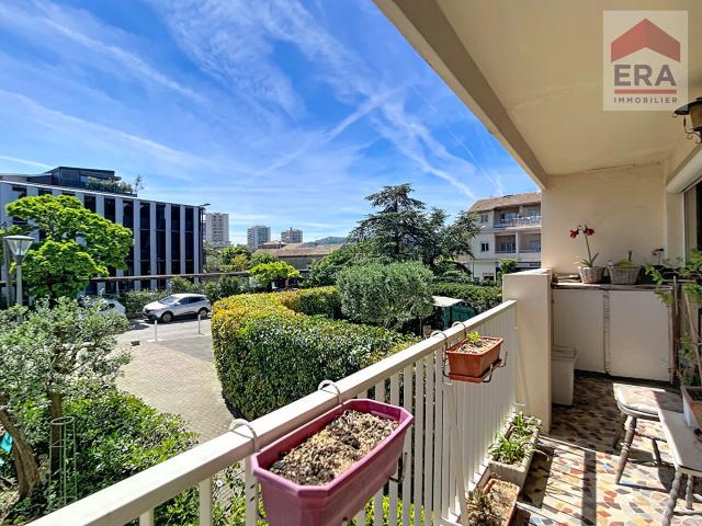 Appartement 5 pièces 90 m²