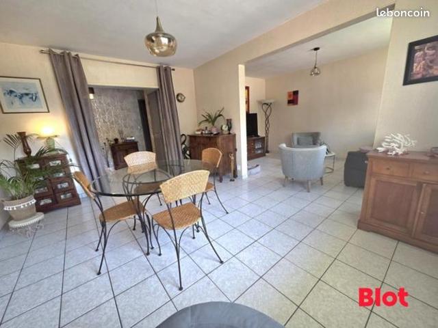 Appartement 5 pièces 90 m²