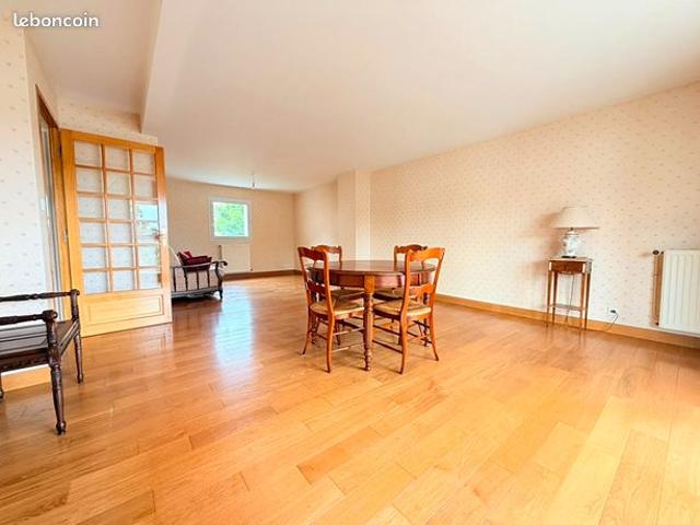 Appartement 5 pièces 90 m²