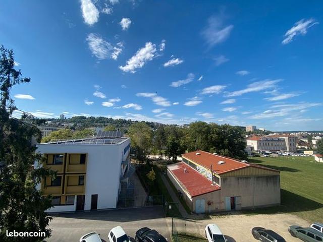 Appartement 5 pièces 90 m²