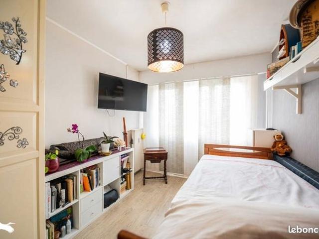 Appartement 5 pièces 90 m²