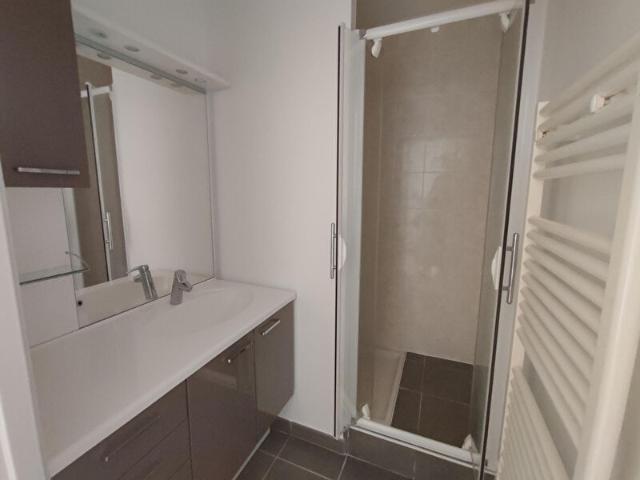Appartement 5 pièces, 91 m² à louer à Voiron 38500