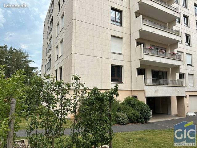 Appartement 5 pièces 91 m²