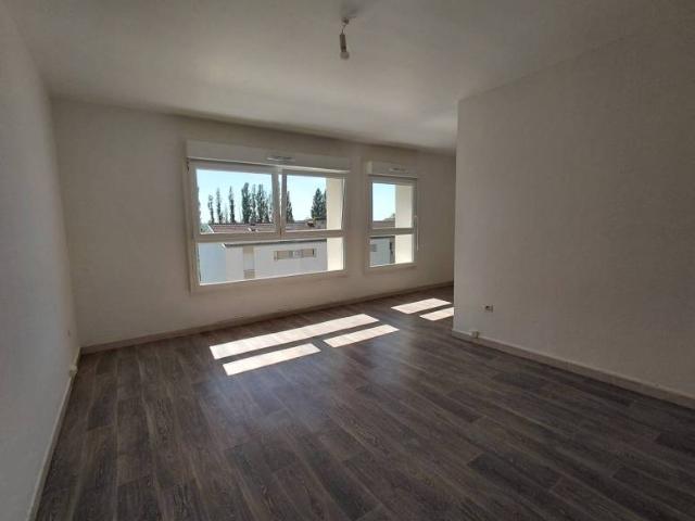 Appartement 5 pièces, 92 m² à louer à Faulquemont 57380