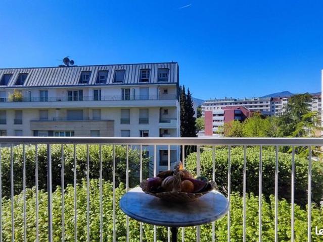 Appartement 5 pièces 92 m²