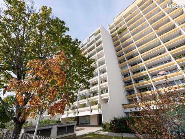 Appartement 5 pièces 97 m²
