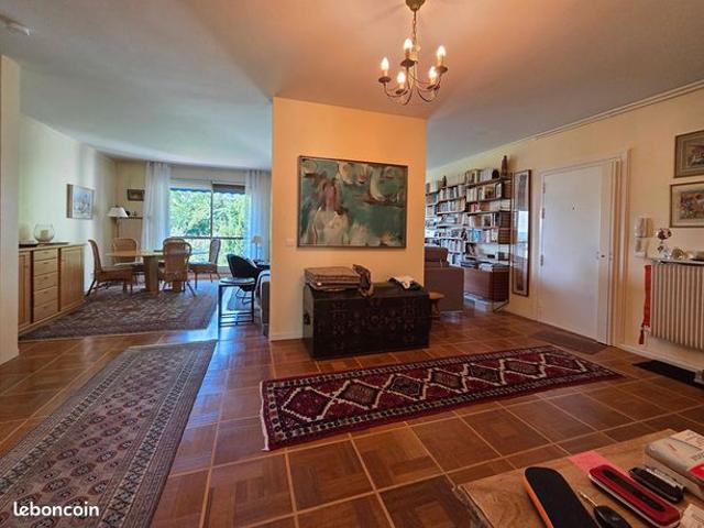 Appartement 5 pièces 97 m²