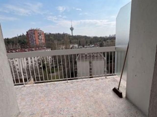 Appartement 5 pièces 97 m²