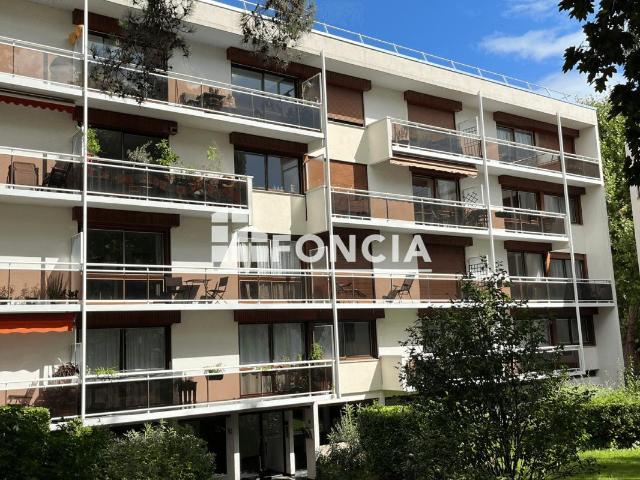 Appartement 5 pièces 97 m²