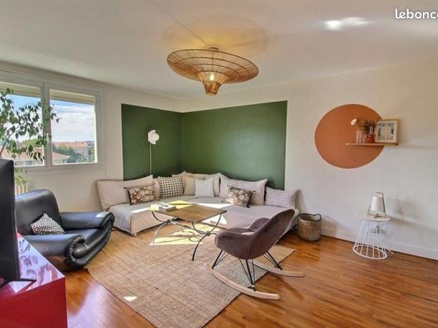 Appartement 5 pièces 97 m²